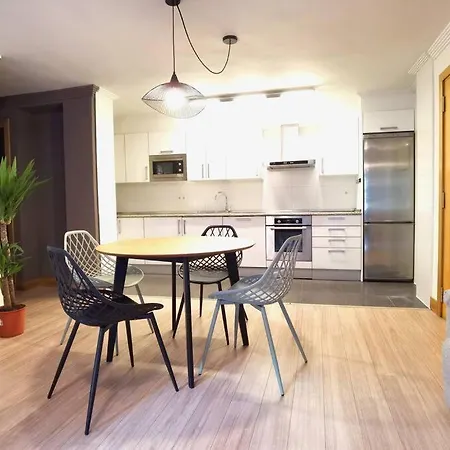 Completo A Un Paso De La Concha Apartament