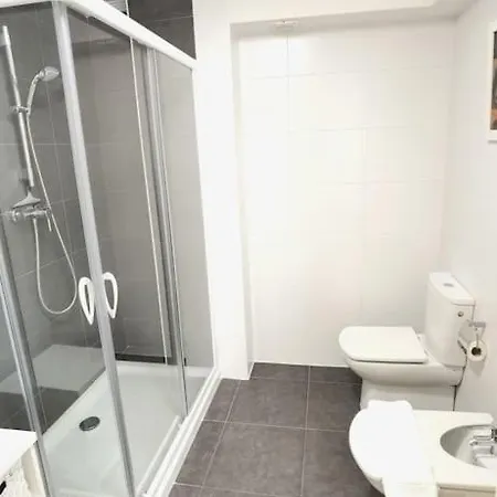 Completo A Un Paso De La Concha *